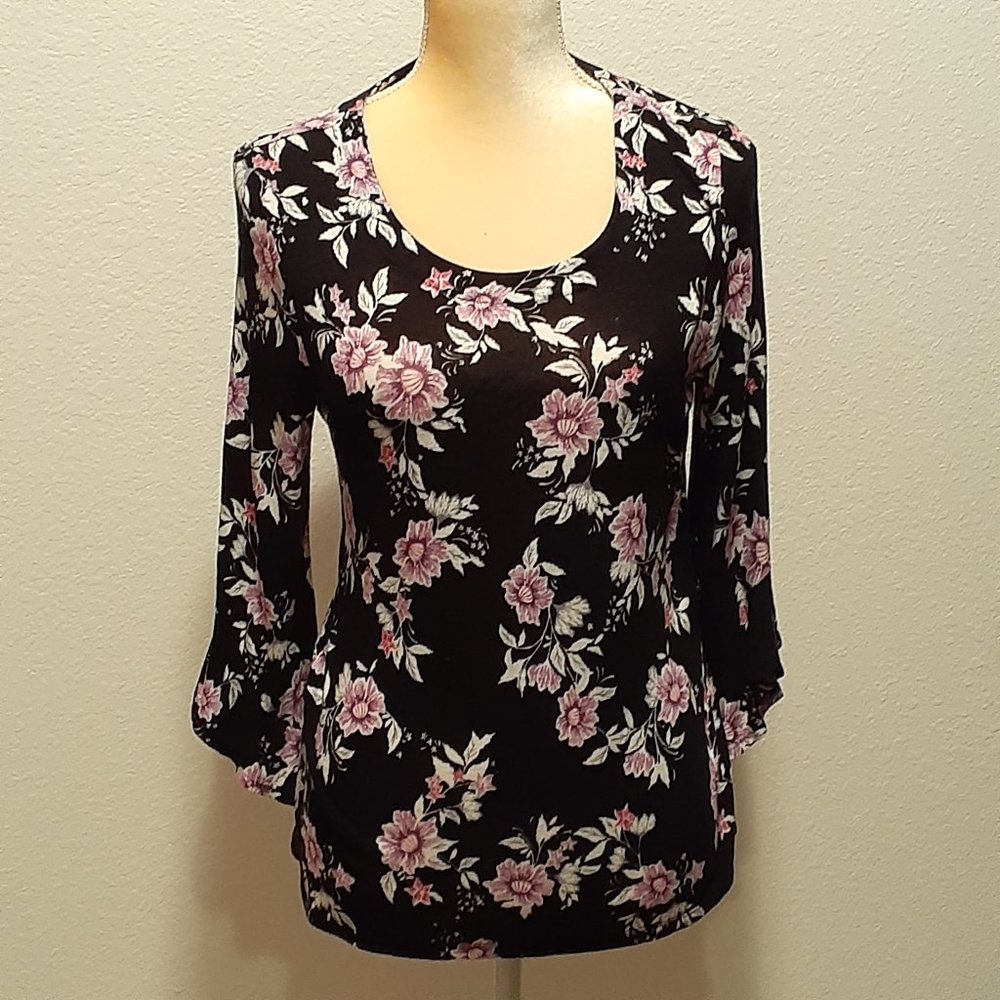 Croft & Barrow Petite XS Floral Lavender, grey, black Sweater Shirt Top